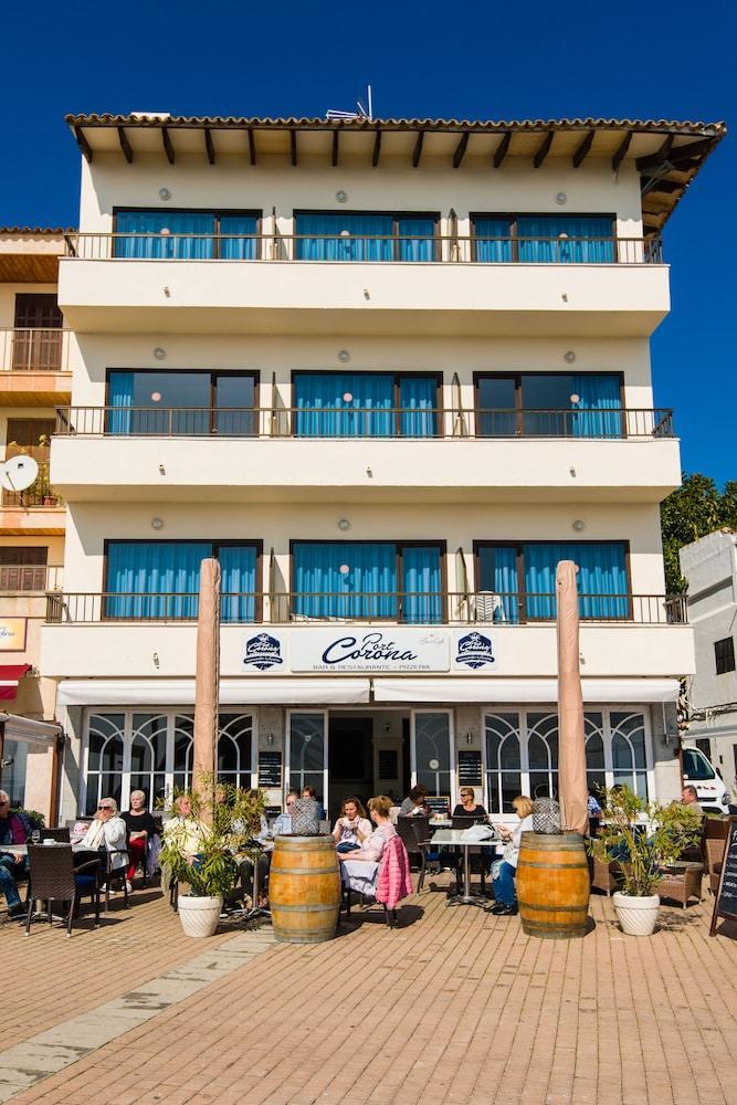 Hostal Port Corona Cala Ratjada  Exterior photo